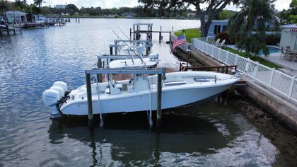 34' Yellowfin 2006