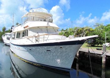 65' Hatteras 1982