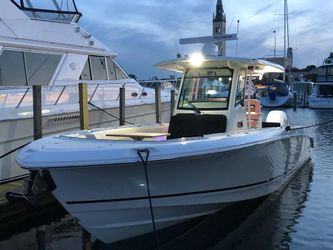 33' Boston Whaler 2019