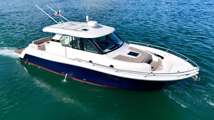 46' Tiara Yachts 2016
