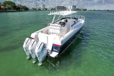 37' Intrepid 2006