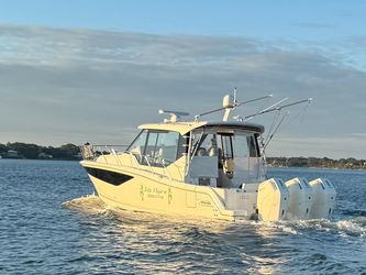 40' Boston Whaler 2022