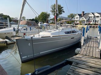 34' Beneteau 2013