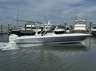 32' Intrepid 2014 Yacht For Sale