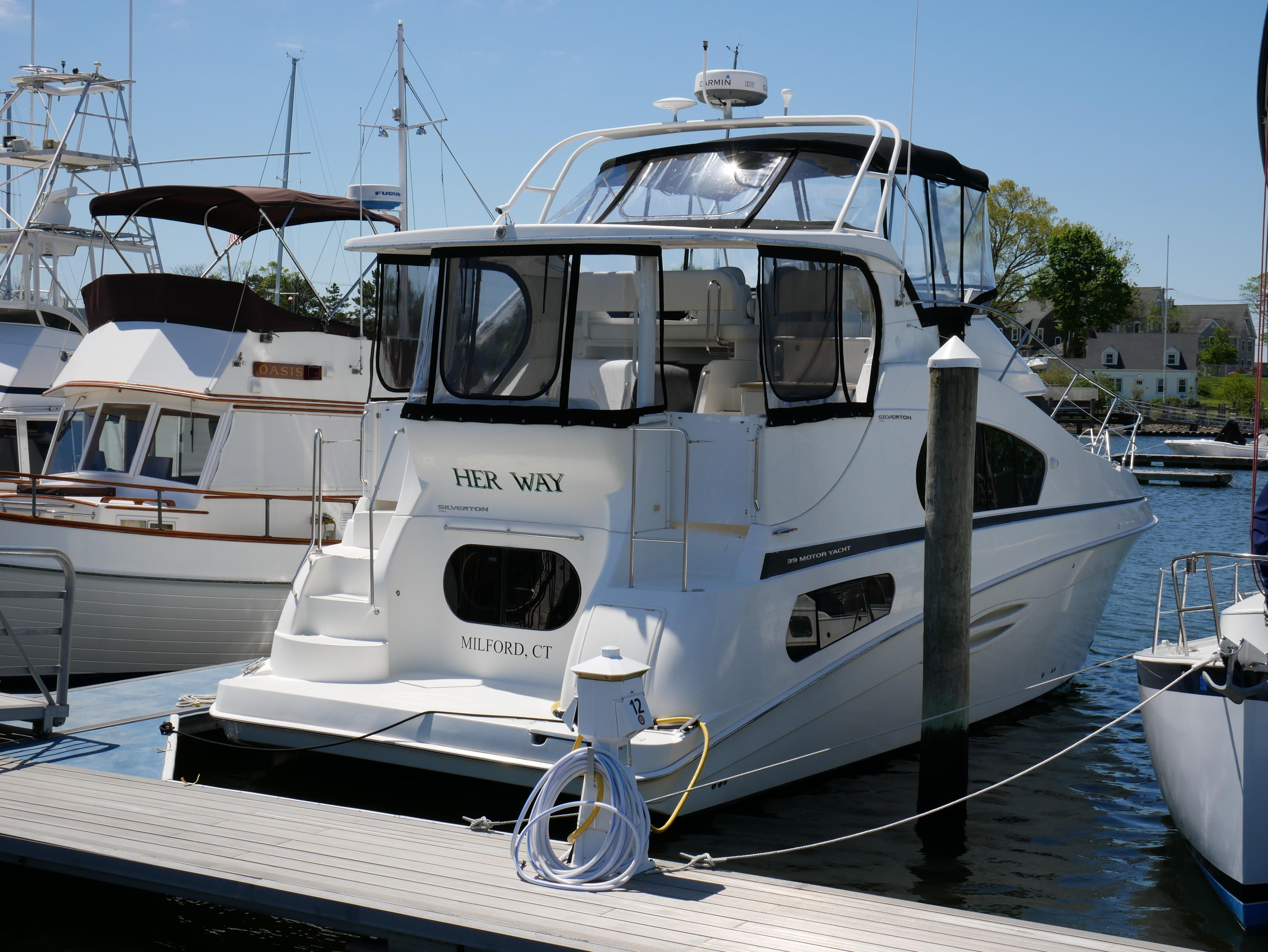 silverton motor yacht 39