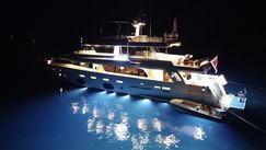 Ferretti Yachts Navetta