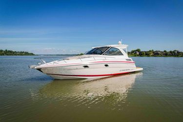 37' Regal 2015