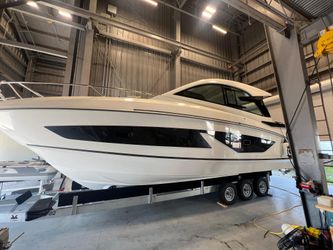 32' Beneteau 2023