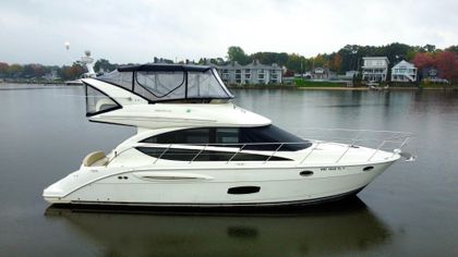 41' Meridian 2011 Yacht For Sale