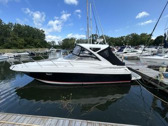 37' Regal 2007