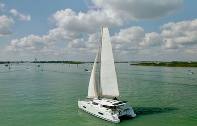 44' Fountaine Pajot 2017
