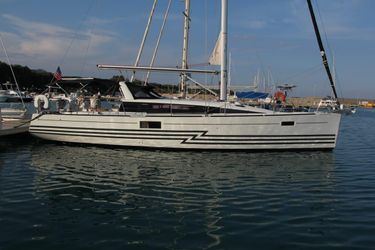 43' Beneteau 2013