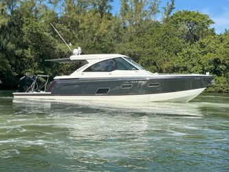 38' Formula 2022