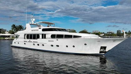 109' Sovereign 2001