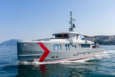 Custom K584 Hull 2