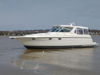 35' Tiara Yachts 1997