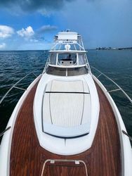 37' Sunseeker 2004