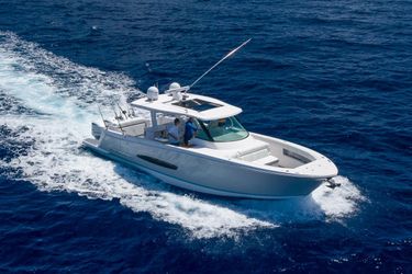 39' Regal 2022