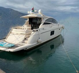 Queens Yachts 54