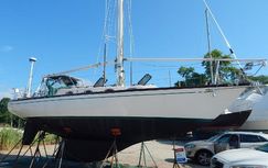 Heritage Yachts Intrepid Sloop