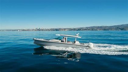 37' Axopar 2019