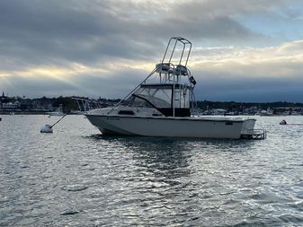 Boston Whaler 27 Inboard