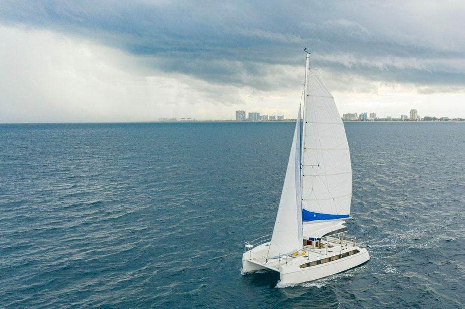 2020 Smart Cat S280 Catamaran For Sale Yachtworld