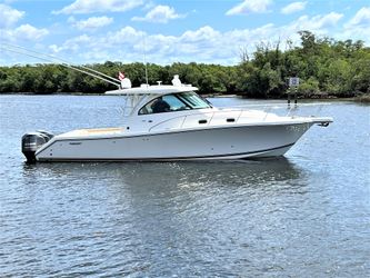 38' Pursuit 2016