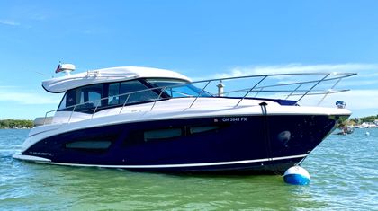 42' Regal 2018