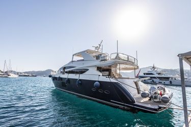 85' Princess 2010