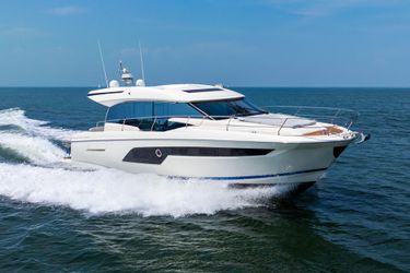 52' Prestige 2019