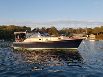 38' Grand Banks 1994