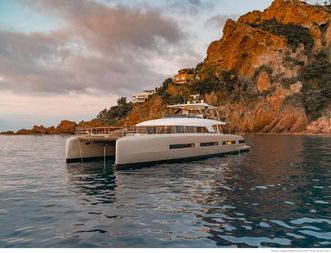 Lagoon Seventy 8