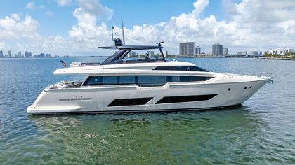 85' Ferretti Yachts 2022