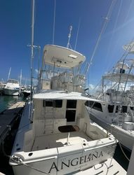 37' Riviera 2004