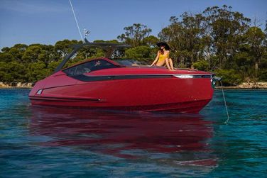 Fairline F//Line 33 Outboard