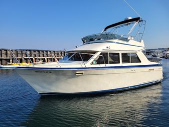 Tollycraft 30 Sport Cruiser
