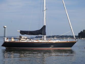 43' Hinckley 1980