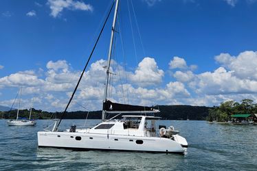 48' Voyage Yachts 2016