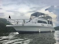 Mainship 37 Motor Yacht