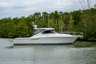 39' Tiara Yachts 2013