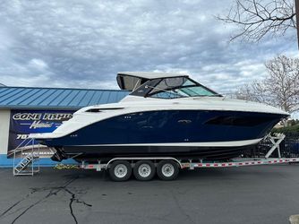 33' Sea Ray 2024