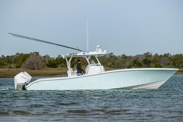 35' Yellowfin 2025