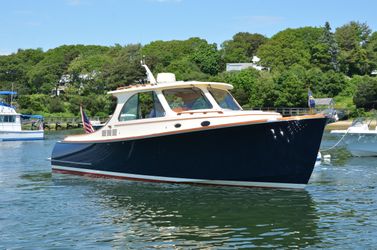 34' Hinckley 2013 Yacht For Sale