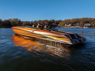 47' Fountain 2020