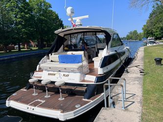 44' Regal 2010