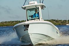 Everglades 235 Center Console