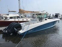 Boston Whaler 370 Outrage