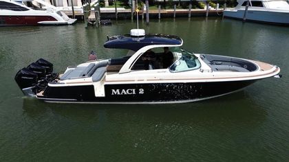 35' Chris-craft 2022