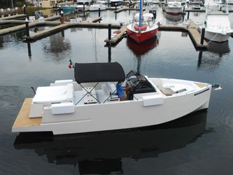 33' De Antonio Yachts 2017